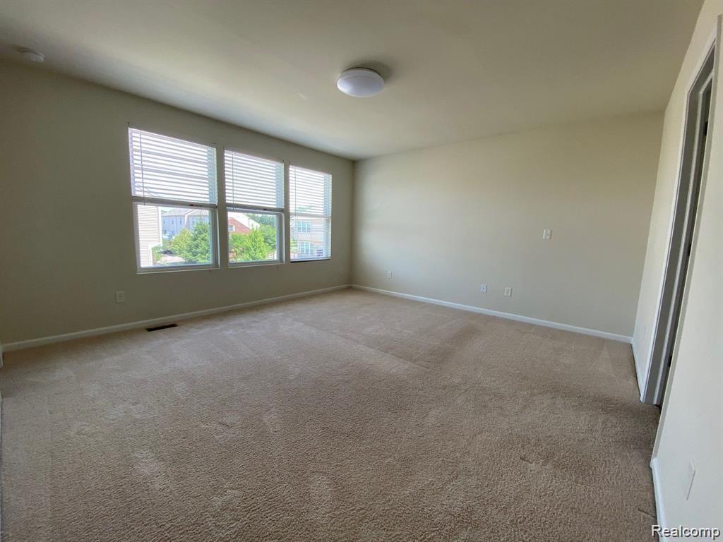 44685 Ellery Lane, Novi, MI — Photo 16