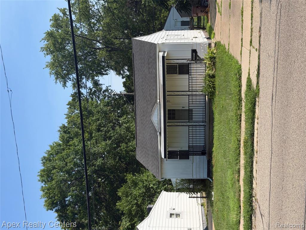 34573 Annapolis Street, Wayne, MI 48184