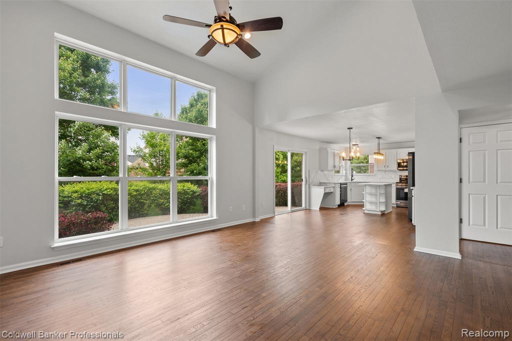 16413 MULBERRY Way, Northville, MI 48168 — Photo 19
