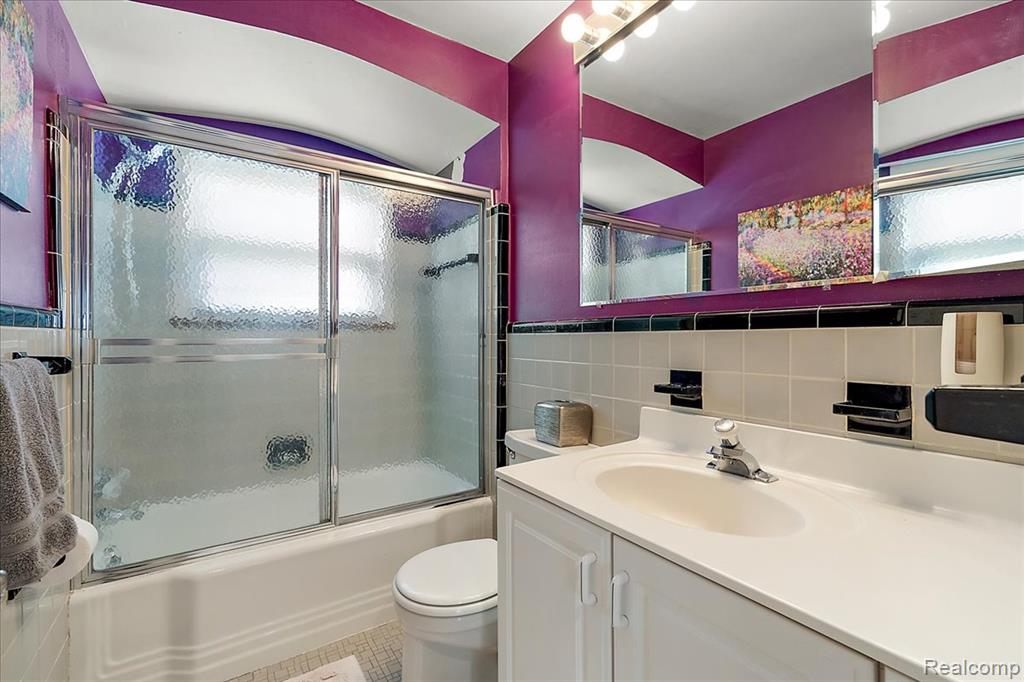 436 W Sunnybrook Drive, Royal Oak, MI 48073 — Photo 25