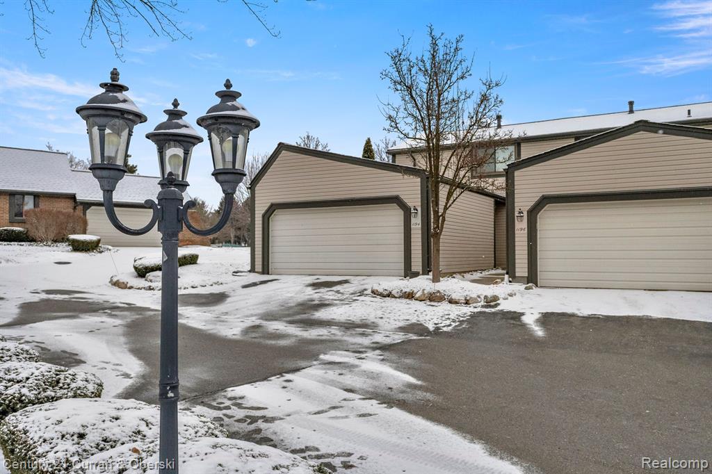 1194 CONCORD Court, Northville, MI 48167 — Photo 28