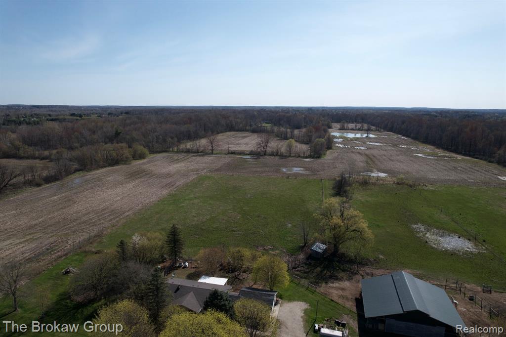 9448 WASHBURN Road, Columbiaville, MI 48421 — Photo 46