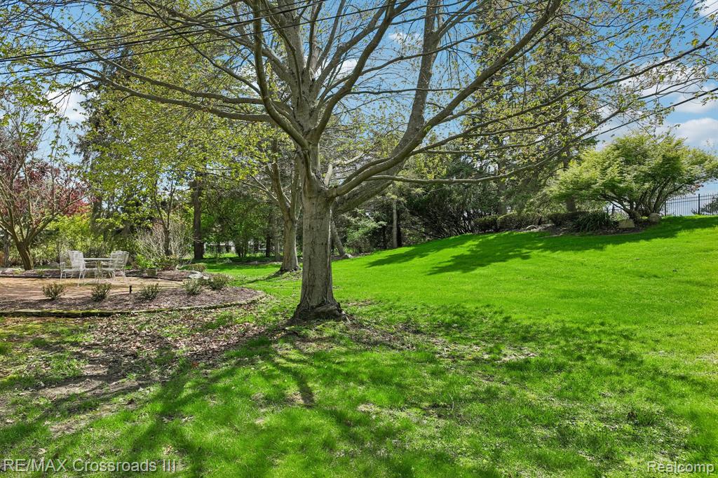 4142 Waterwheel Lane, Bloomfield Hills, MI 48302 — Photo 39
