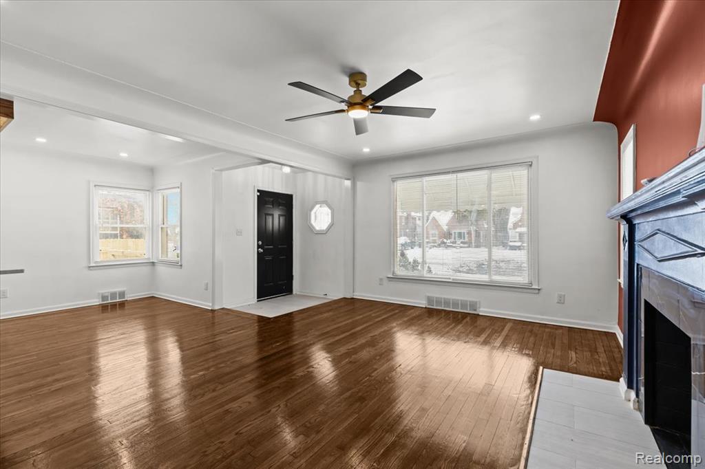 16866 Harlow, Detroit, MI 48235 — Photo 2