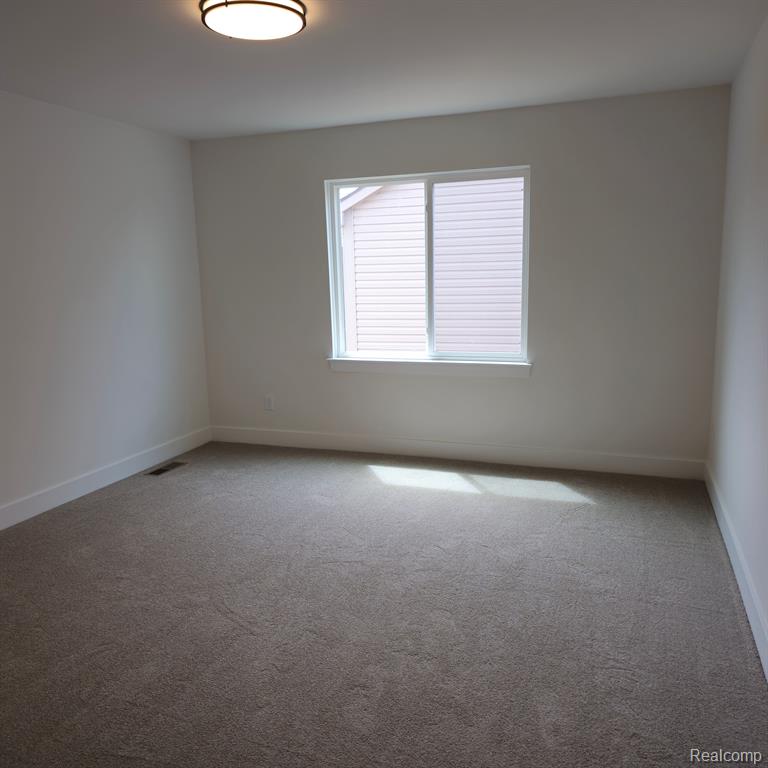 55810 STEWART Drive, Macomb, MI 48042 — Photo 18