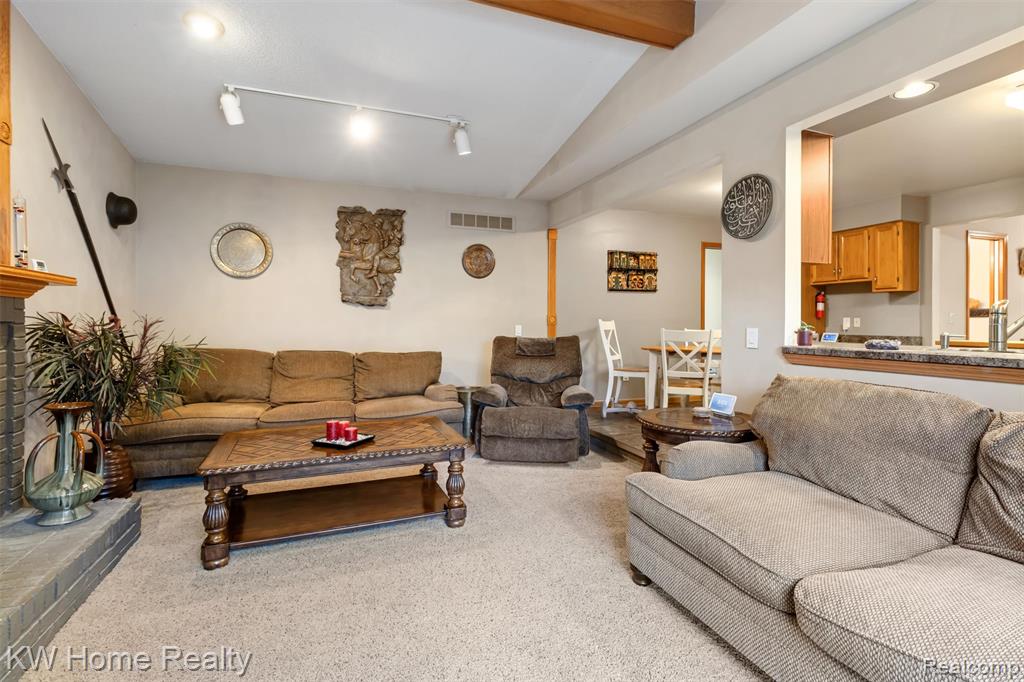 45095 Turnberry Court, Canton, MI 48188 — Photo 14