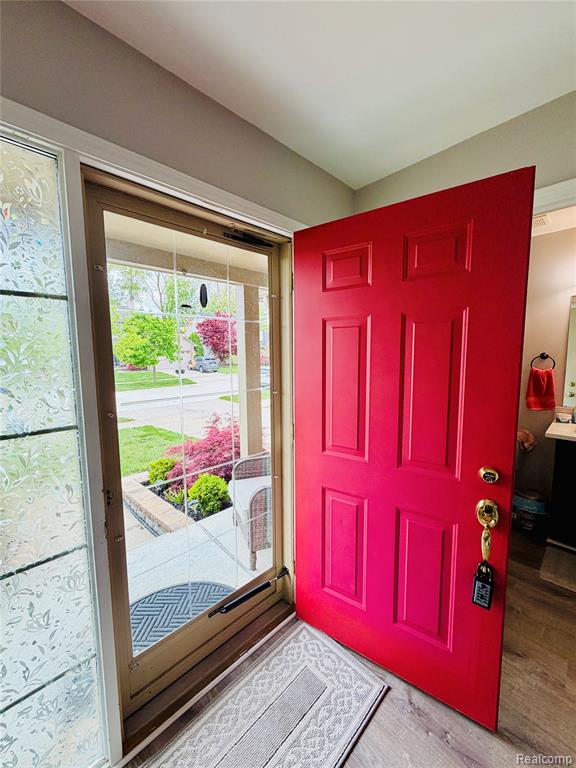 46758 Creeks Bend, Canton, MI 48188 — Photo 2
