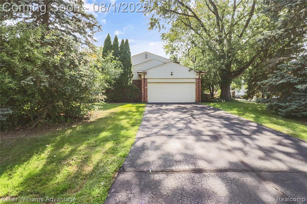 5349 Greenbriar Drive, West Bloomfield, MI 48323 — Photo 5
