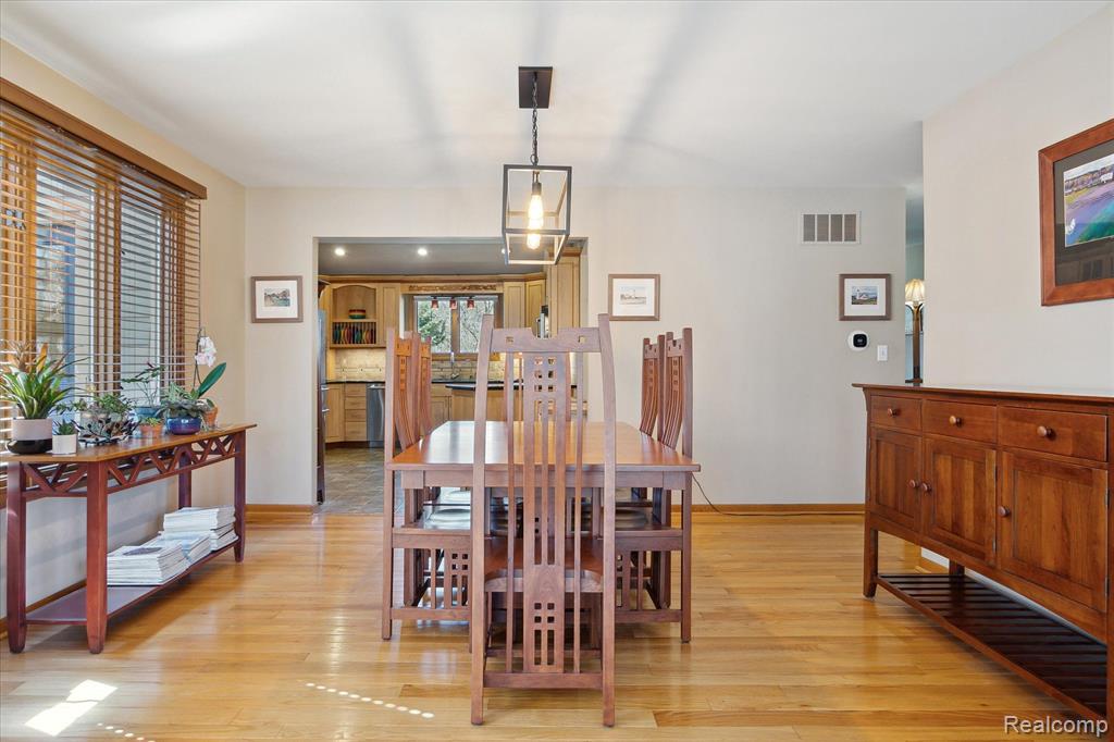 5836 DUTCH HILL Drive, Ann Arbor, MI 48105 — Photo 9