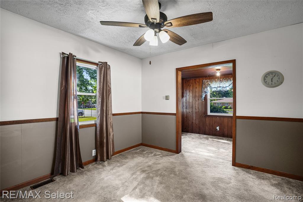 406 E Vienna Street, Clio, MI 48420 — Photo 18