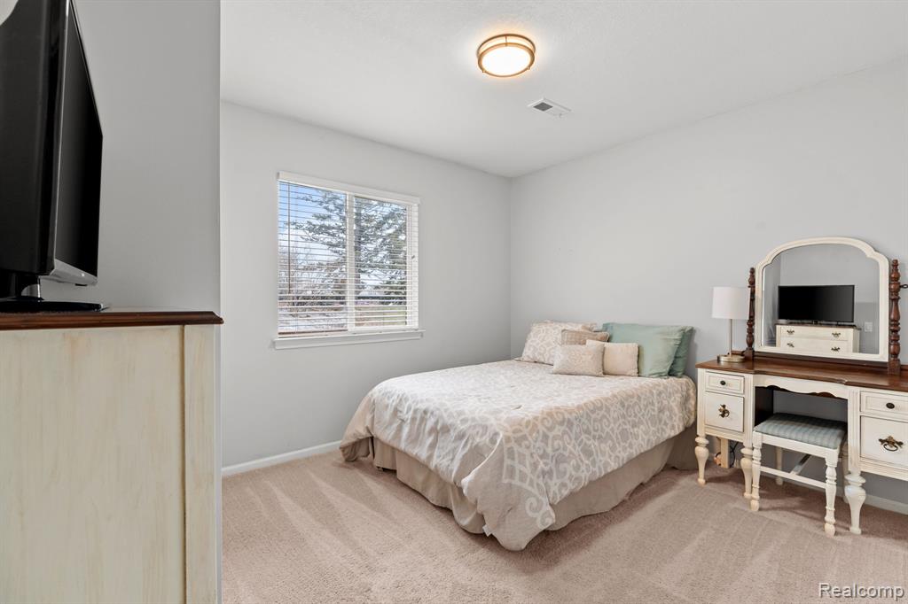 41306 WESTFIELD Circle, Canton, MI 48188 — Photo 15