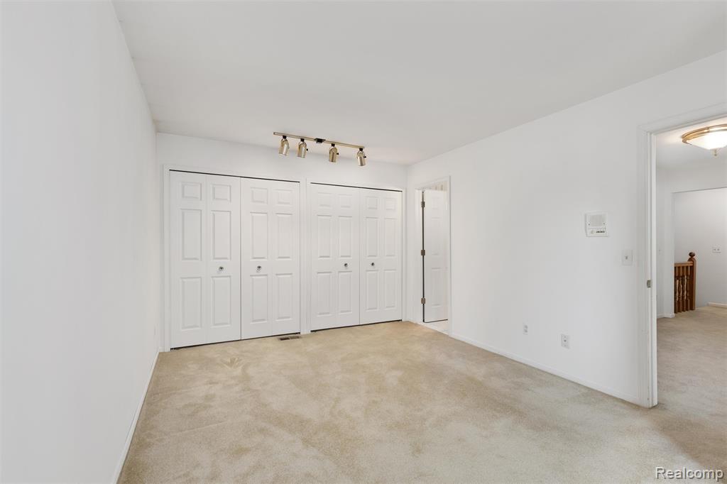 43151 W Kirkwood Drive, Clinton Twp, MI 48038 — Photo 22