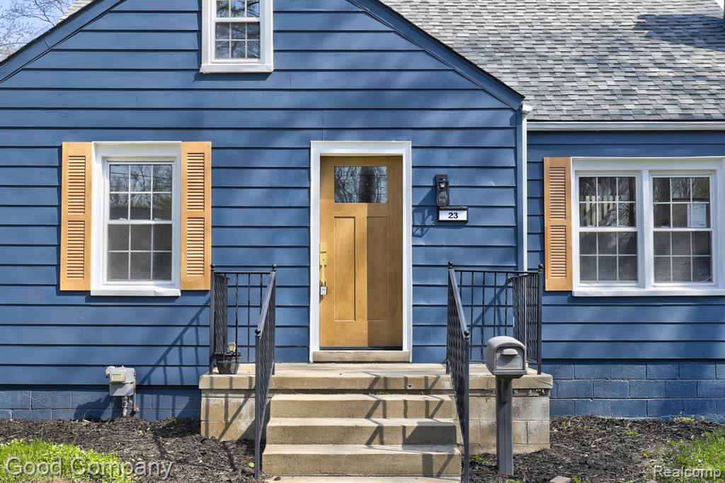 23 Fairwood Boulevard, Pleasant Ridge, MI — Photo 57