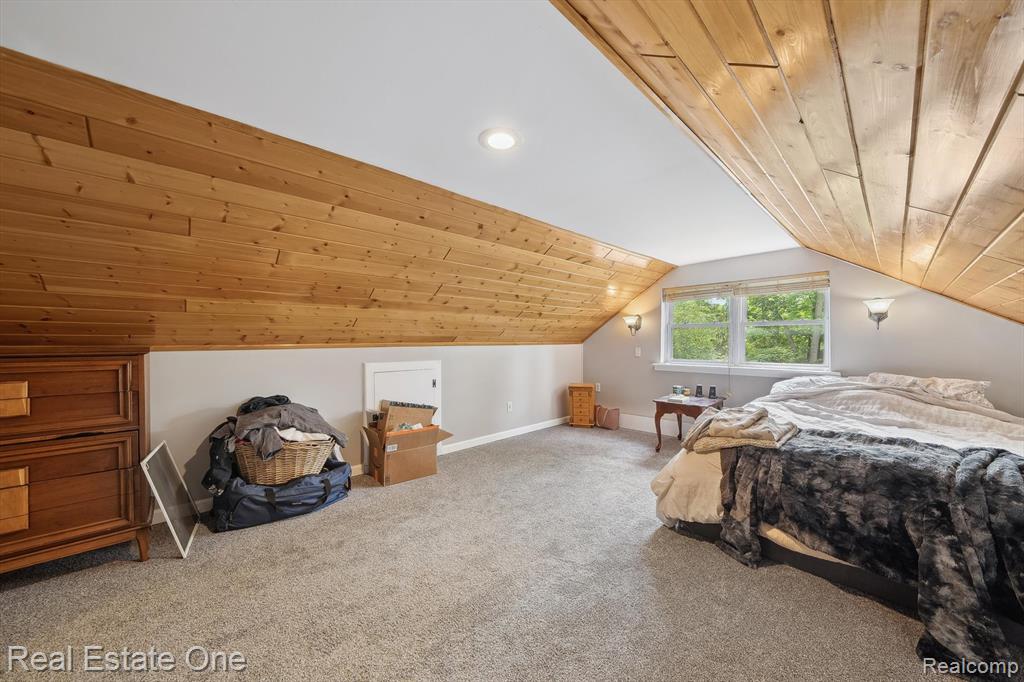 8921 Lake Road, Grosse Ile, MI 48138 — Photo 20