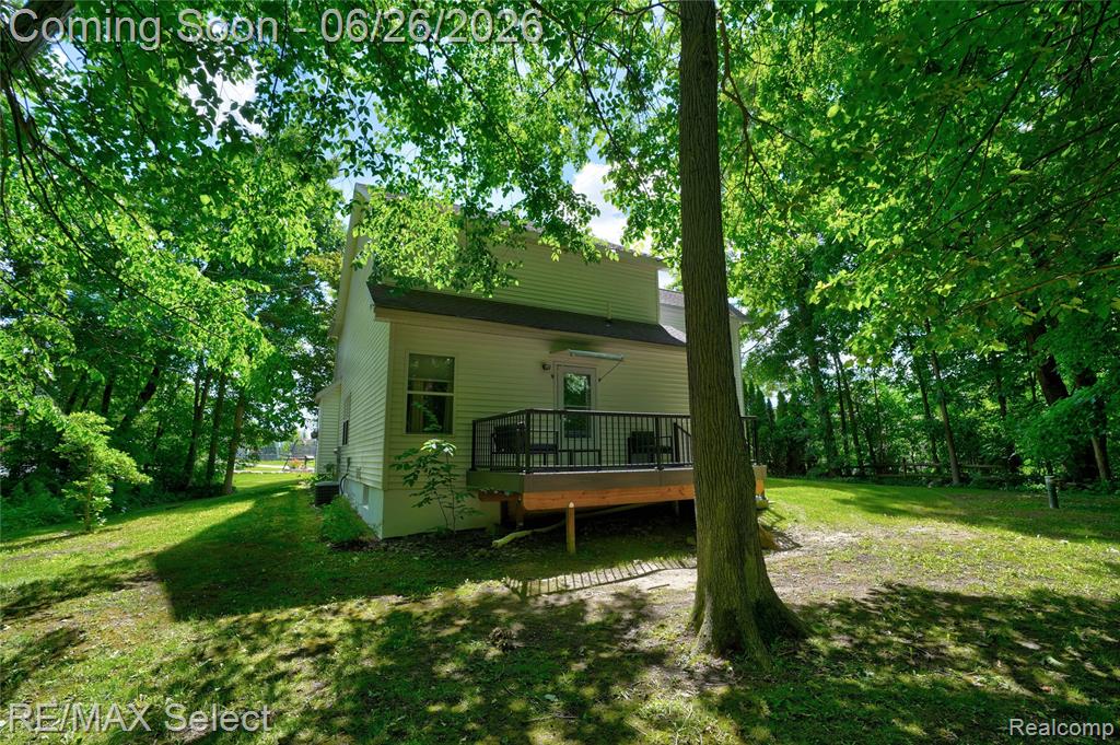 4449 Pondview Drive, Swartz Creek, MI 48473 — Photo 8