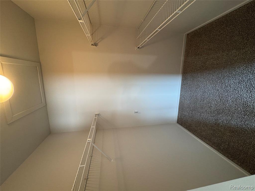 6580 Ridgefield Circle, West Bloomfield, MI — Photo 8