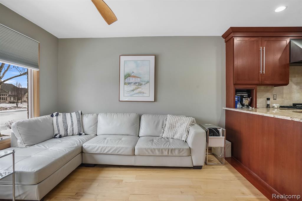14922 STONEY BROOK Drive W, Shelby, MI 48315 — Photo 14