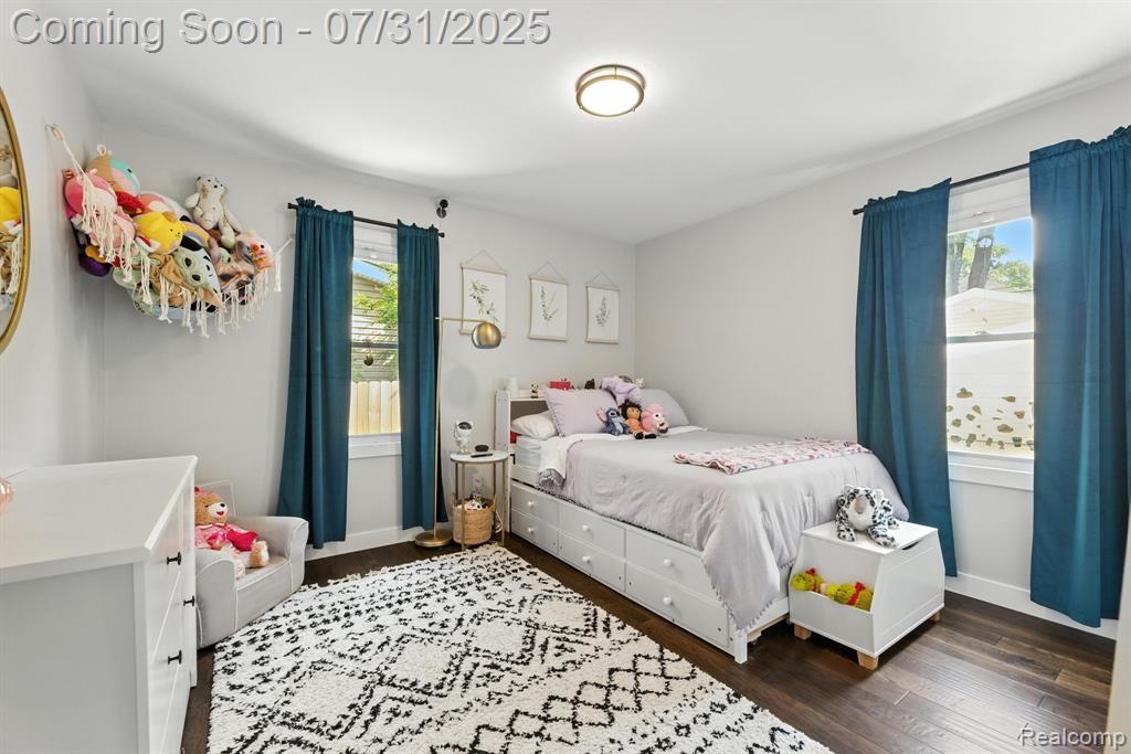 910 Maplegrove Avenue, Royal Oak, MI 48067 — Photo 14