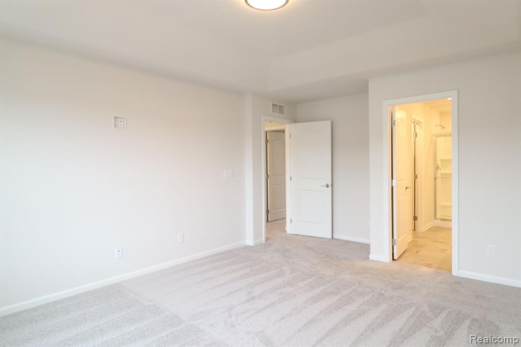 49575 LANTERN Way, Canton, MI 48188 — Photo 21