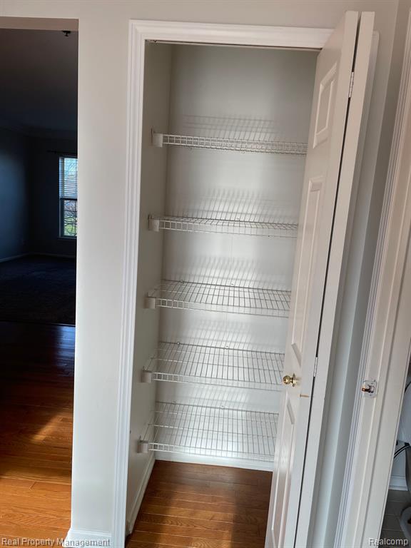 42843 RICHMOND Drive, Sterling Heights, MI 48313 — Photo 7