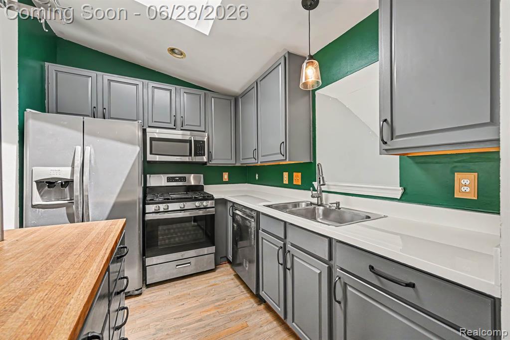 6835 Maplelawn Drive, Ypsilanti, MI 48197 — Photo 11
