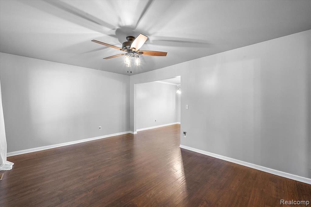 40649 Rinaldi Drive, Sterling Heights, MI 48313 — Photo 11