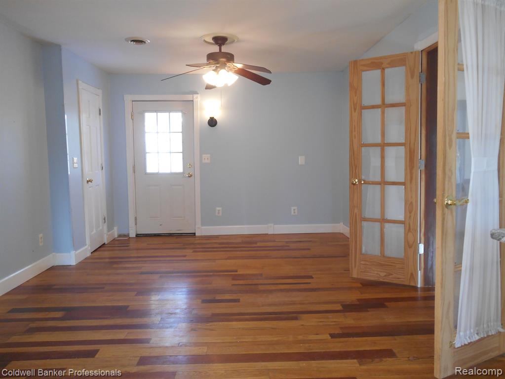 1651 CASTLE Road, North Branch, MI 48461 — Photo 7