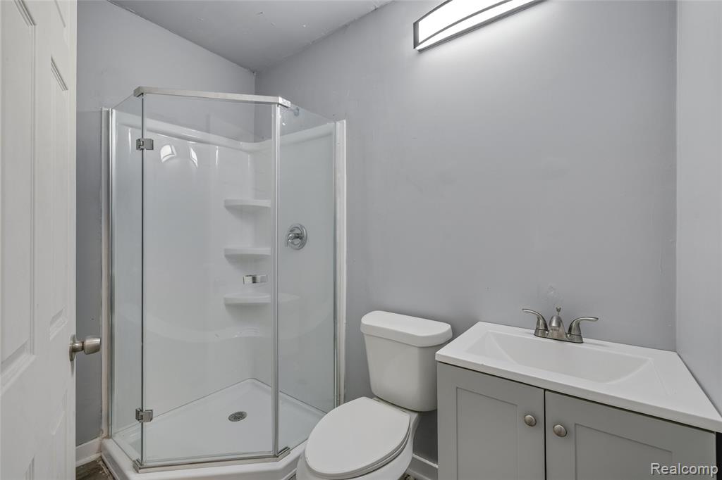 612 W Hollywood, Detroit, MI 48203 — Photo 10
