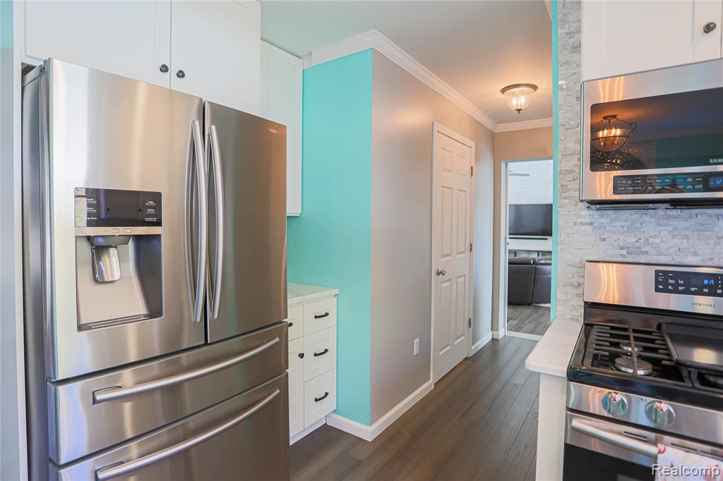 5230 Robinwood Drive, Clyde, MI 48049 — Photo 22