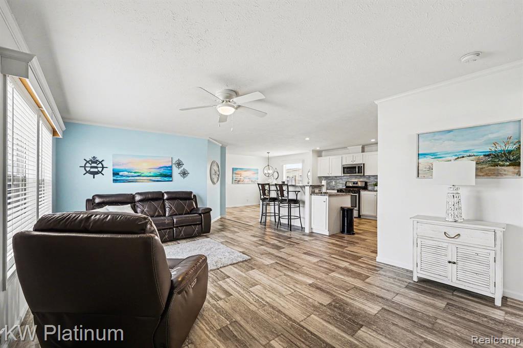 57512 Mill Point Road, Lenox, MI 48048 — Photo 5