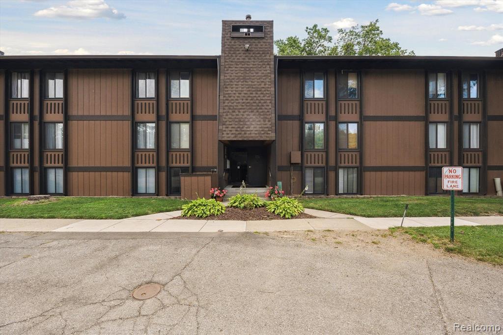 1734 Grove Road, B-103, Ypsilanti, MI 48198 — Photo 36