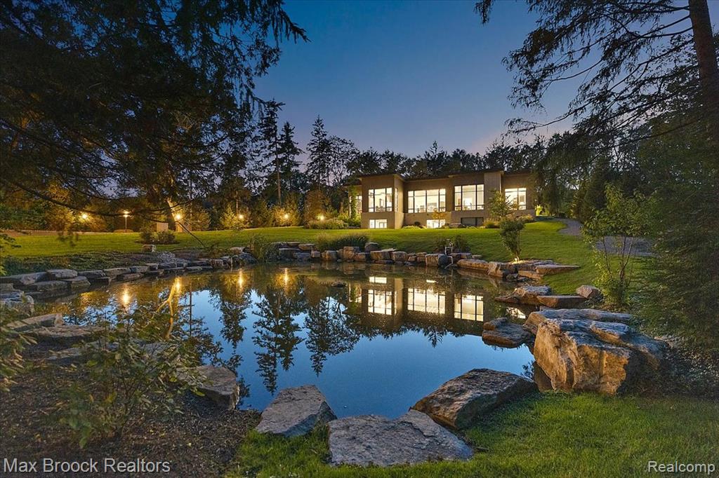 4890 Charing Cross Road, Bloomfield Hills, MI 48304 — Photo 51