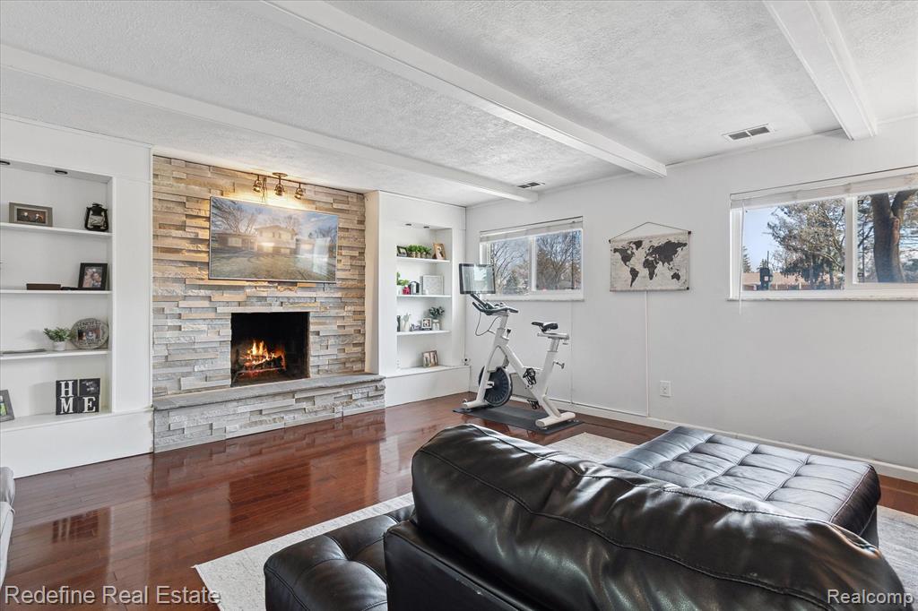 8272 W Huron Court, White Lake, MI — Photo 24