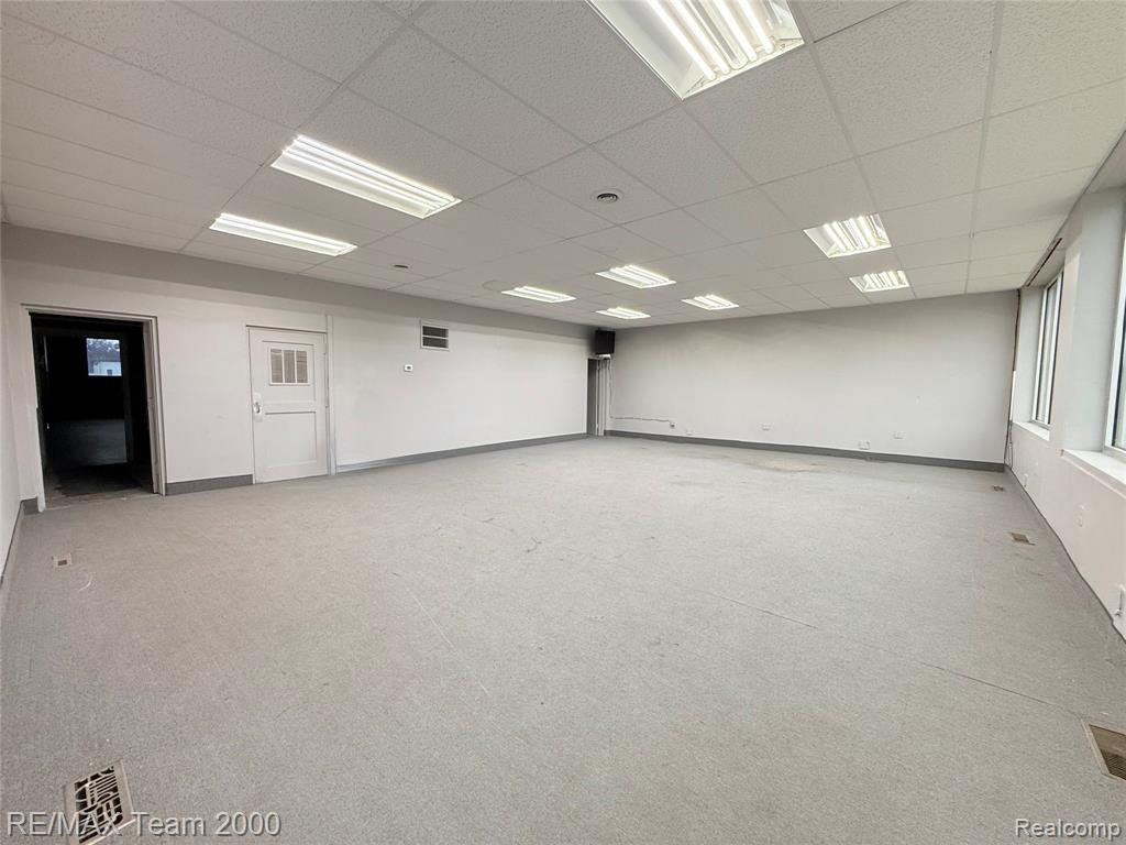 7120 Chase Road, Dearborn, MI 48126 — Photo 15