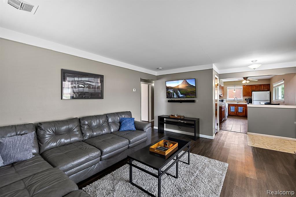 6460 SUNSET Street, Garden City, MI — Photo 10