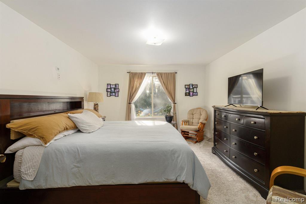 230 E Elizabeth Street, Lake Orion, MI 48362 — Photo 39