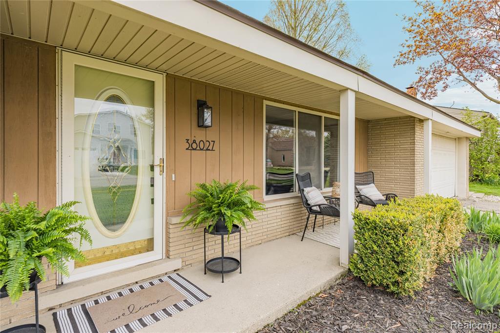 38027 Mallast Street, Harrison Township, MI — Photo 5