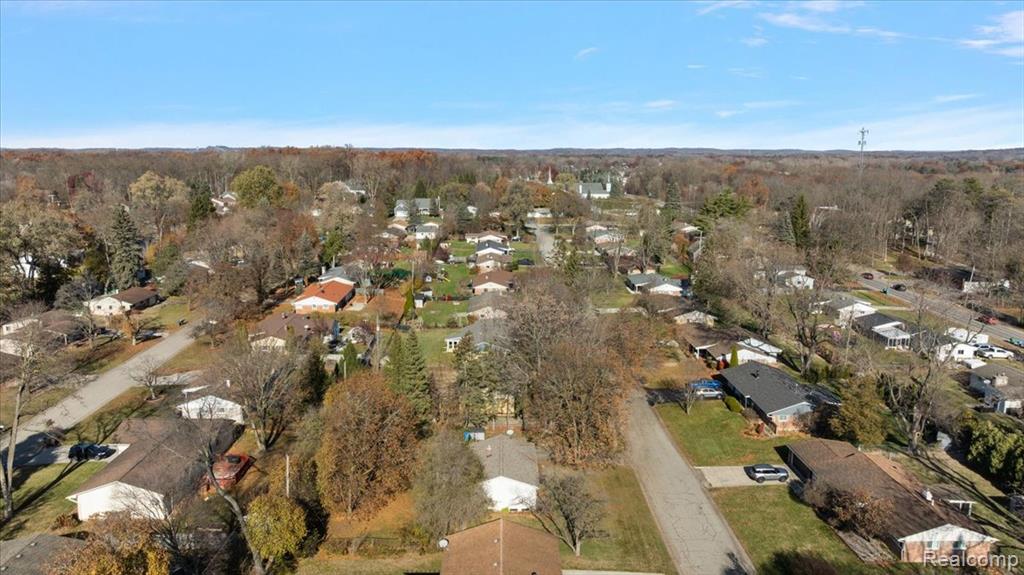 4775 Halberd Street, Commerce Twp, MI 48382 — Photo 37