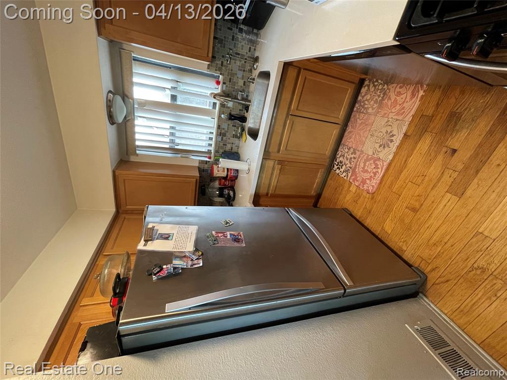 24738 Cashmere Court, 120, Southfield, MI 48033 — Photo 14