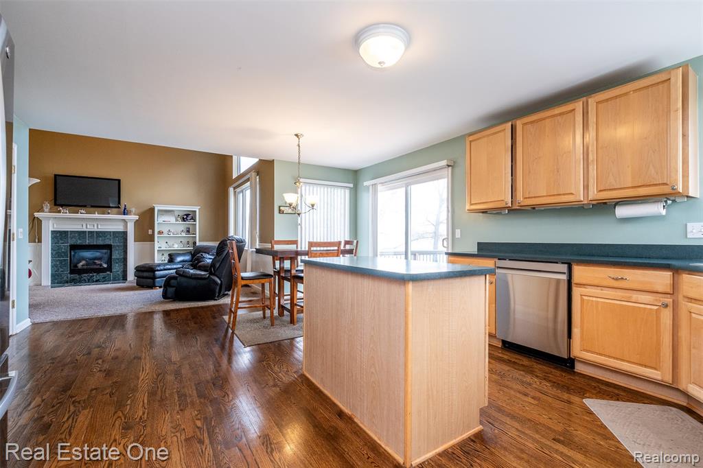 5716 Lancaster Lane, Commerce Twp, MI 48382 — Photo 21