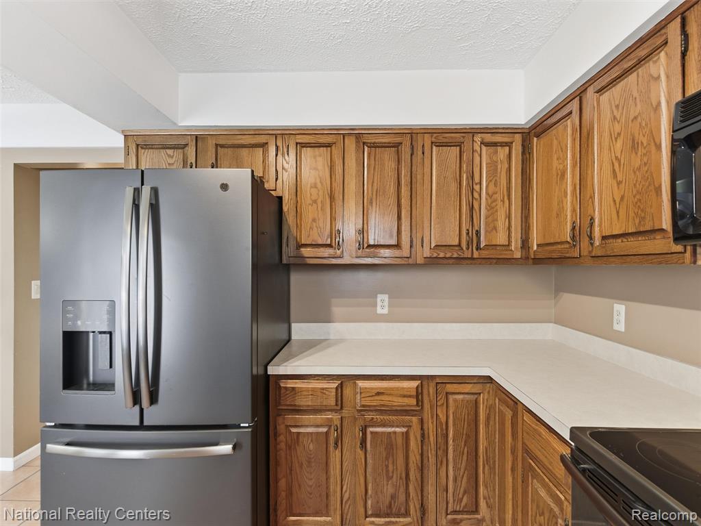 5470 Jamestown Road, Utica, MI 48317 — Photo 19