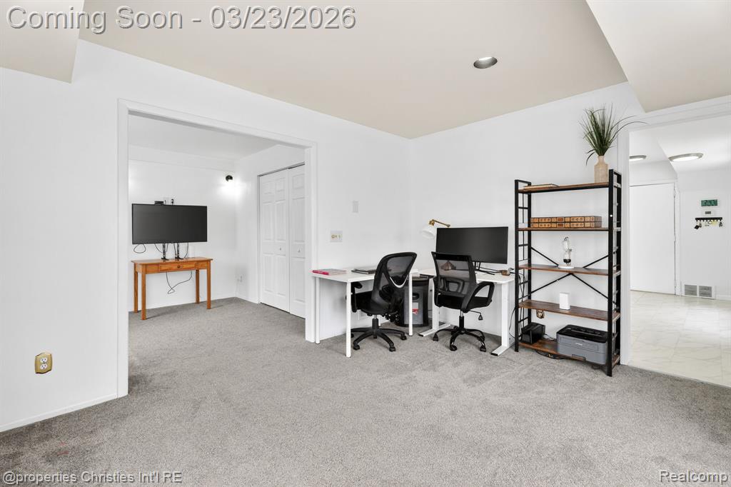 5586 Raven Road, Bloomfield Hills, MI 48301 — Photo 15