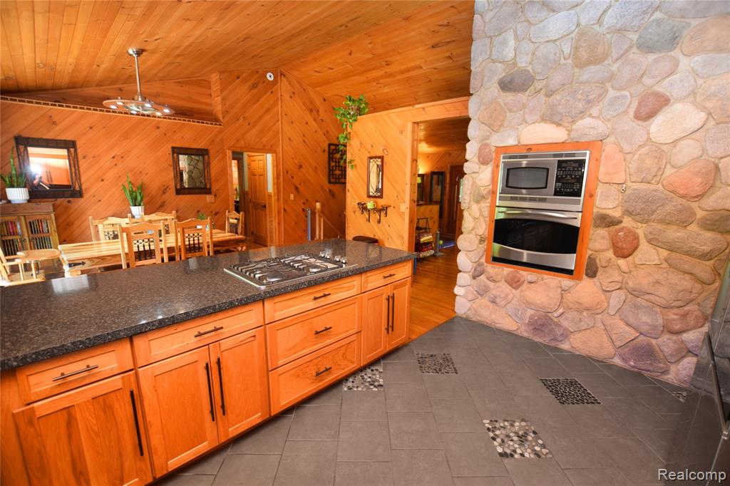 5298 Clear Lake Road, North Branch, MI 48461 — Photo 6