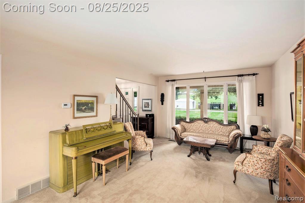 9125 Burning Tree Drive, Grand Blanc, MI 48439 — Photo 4