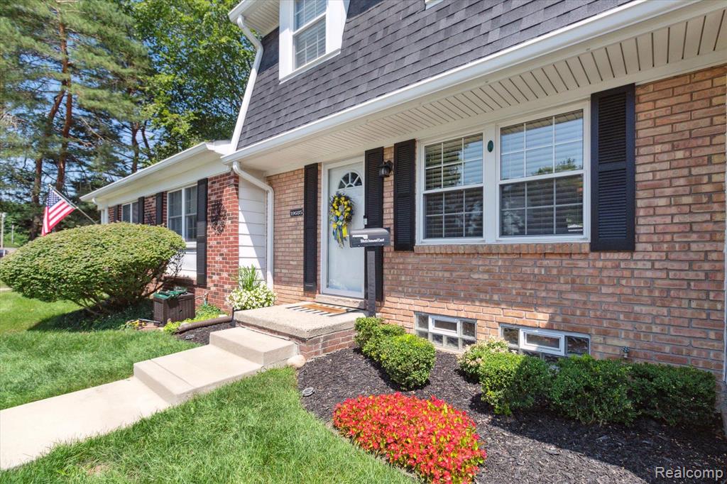 19685 IRONWOOD Court, Northville, MI 48167 — Photo 5