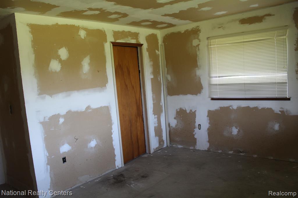 9720 QUEENS Drive, Manchester, MI 48158 — Photo 19
