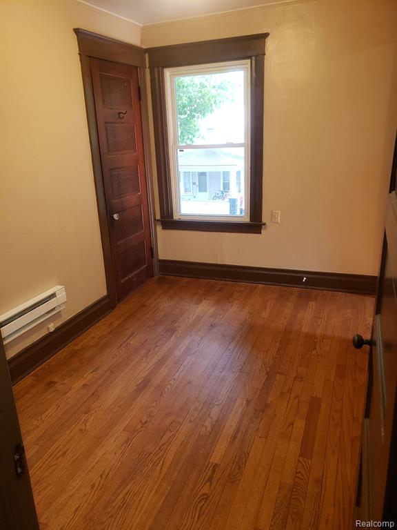 28 FERRIN, Mount Clemens, MI 48043 — Photo 9