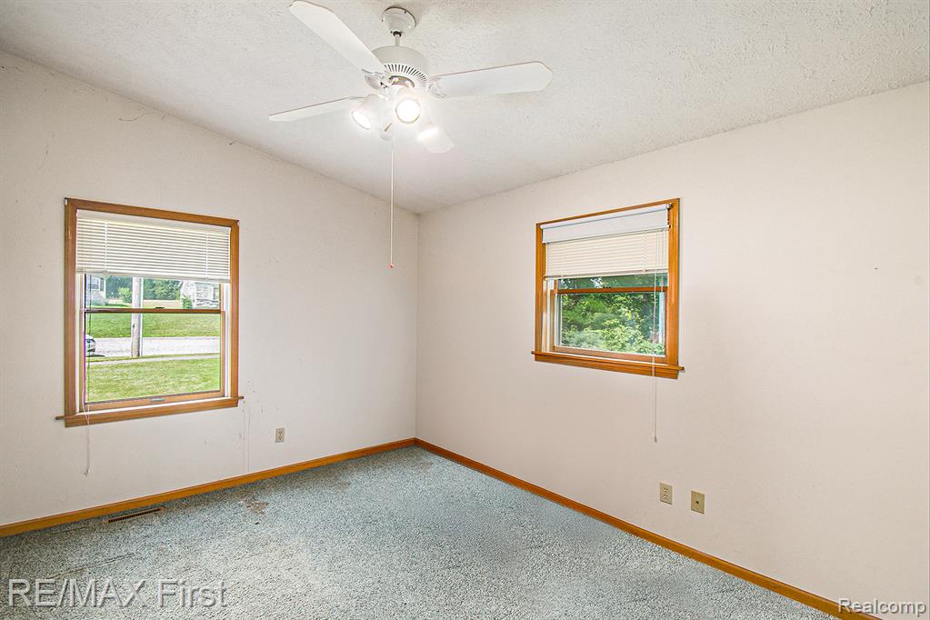 609 W Harris Street, Charlotte, MI 48813 — Photo 11
