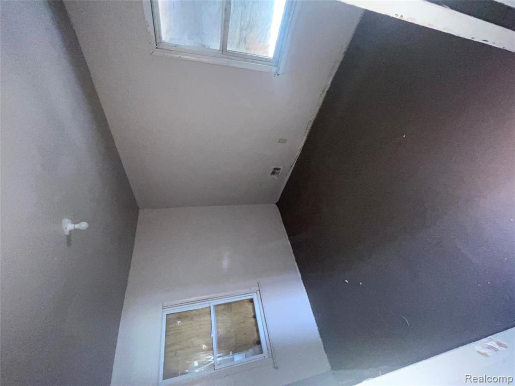 12112 Findlay Street, Detroit, MI, 48205