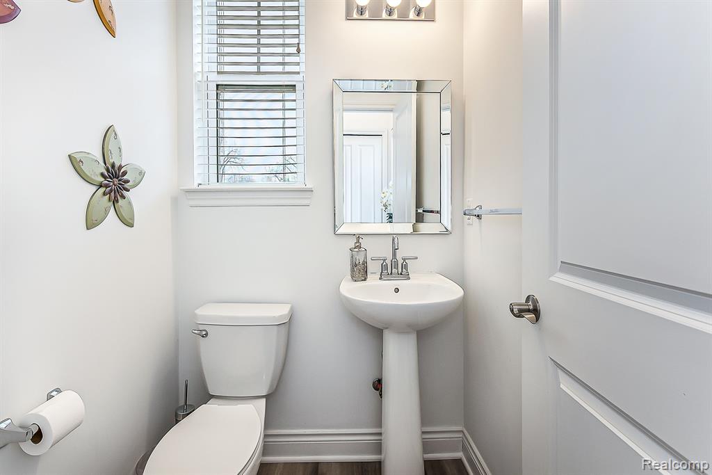 587 ANNE Avenue, Brighton, MI 48116 — Photo 13